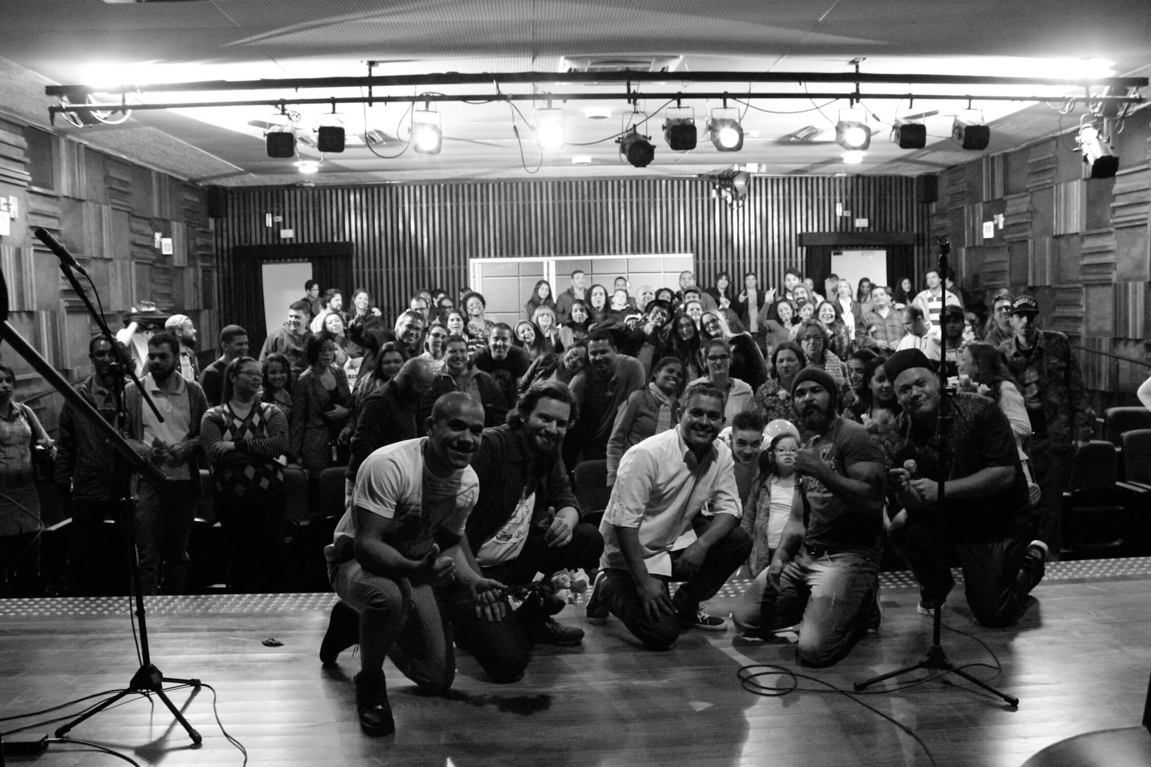 banda a teatro leopoldo froes 1.jpg