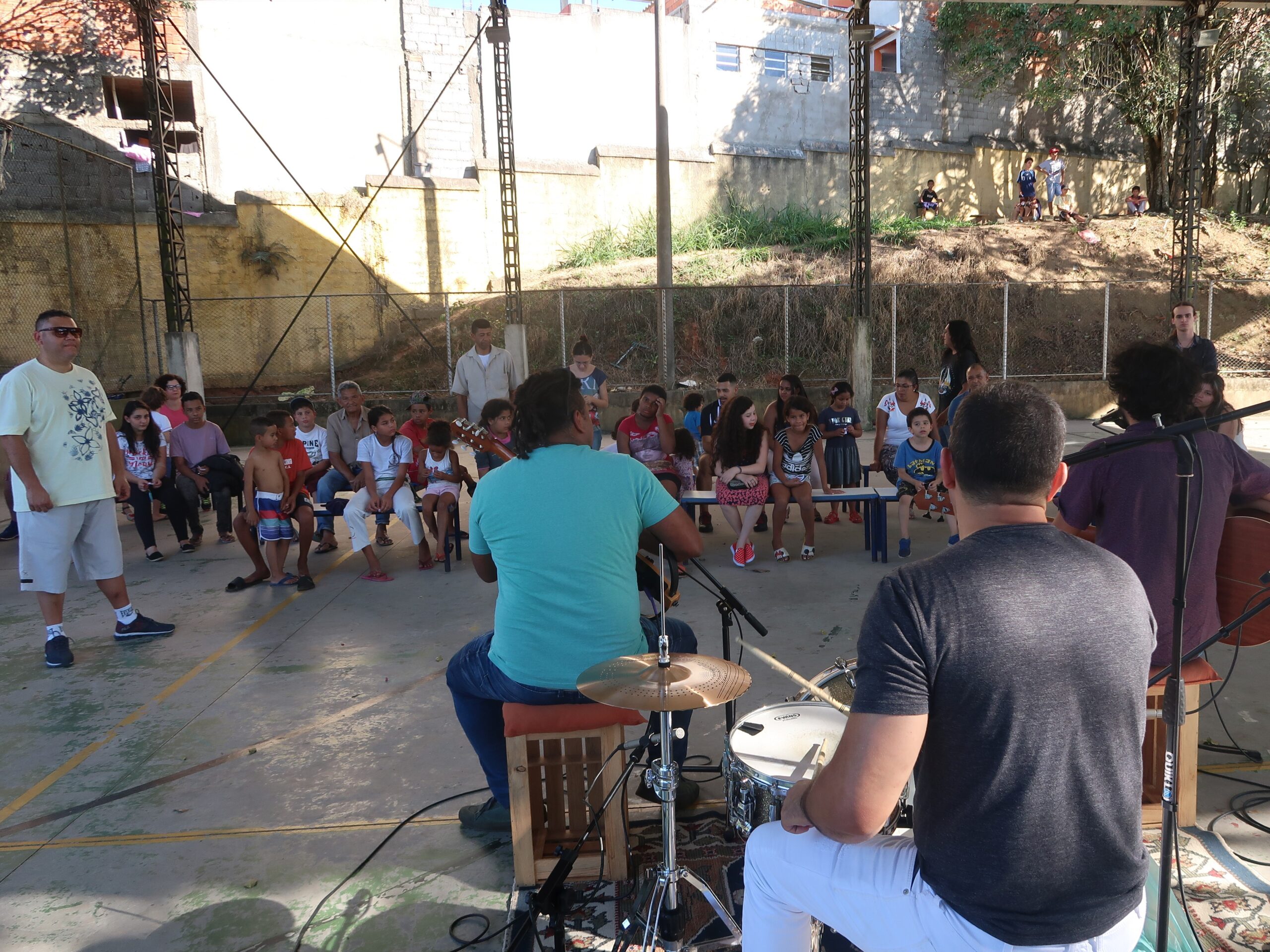 Projeto Educativo Escolas Estaduais com Alma Djem